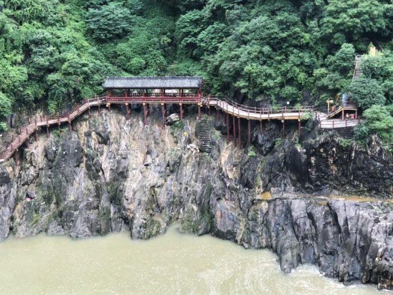 东营市东营区:翰墨飘香迎新春 祝福送进千万家